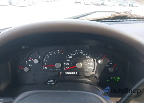 2004 Ford Explorer Xlt z USA, uszkodzony, nr VIN 1FMZU63K84UA08384